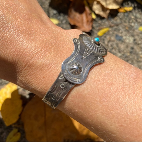 Vintage Harvey Era Turquoise Cuff Bracelet - Picture 2 of 5